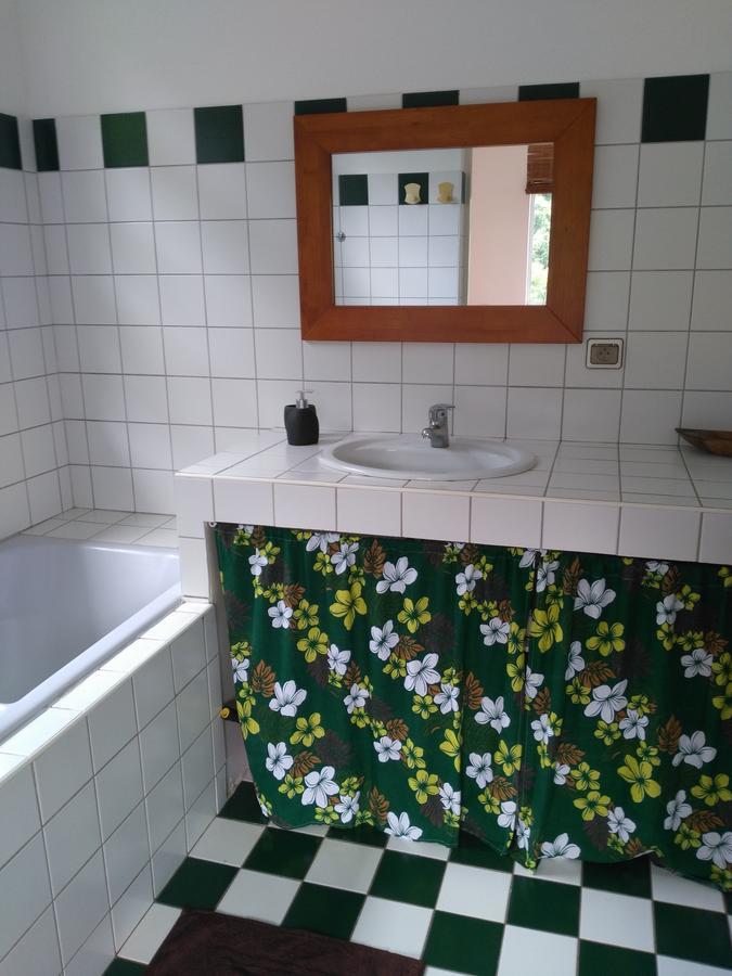 Pension Villa Enata Atuona ภายนอก รูปภาพ