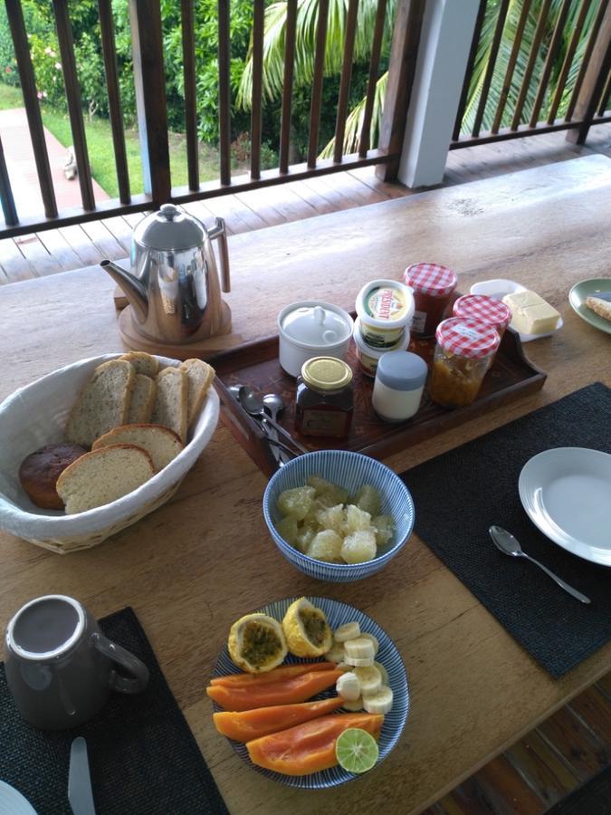 Pension Villa Enata Atuona ภายนอก รูปภาพ